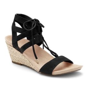 NIB - Vionic Black Tansy Suede Sandal - Women 9.5W